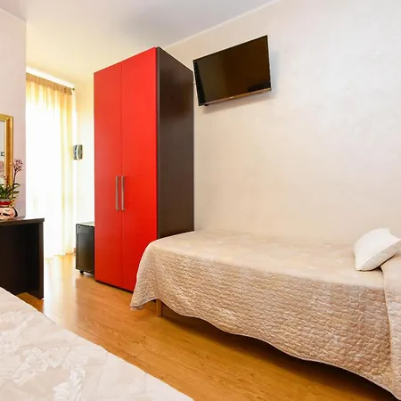 America Bed & Breakfast 3*