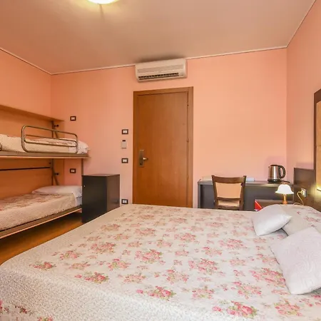 America Bed & Breakfast