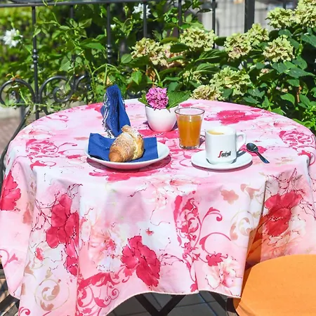America Bed & Breakfast